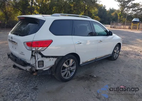 2014 Nissan Pathfinder S/Sv/Sl/Platinum z USA, uszkodzony, nr VIN 5N1AR2MM5EC693801